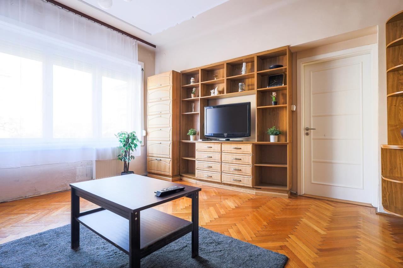 Downtown Vintage Home By Bella Budapest Kültér fotó
